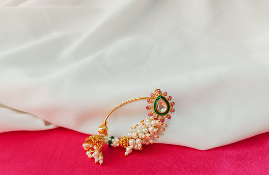 Traditional Maharashtrian kundan pearl nath.